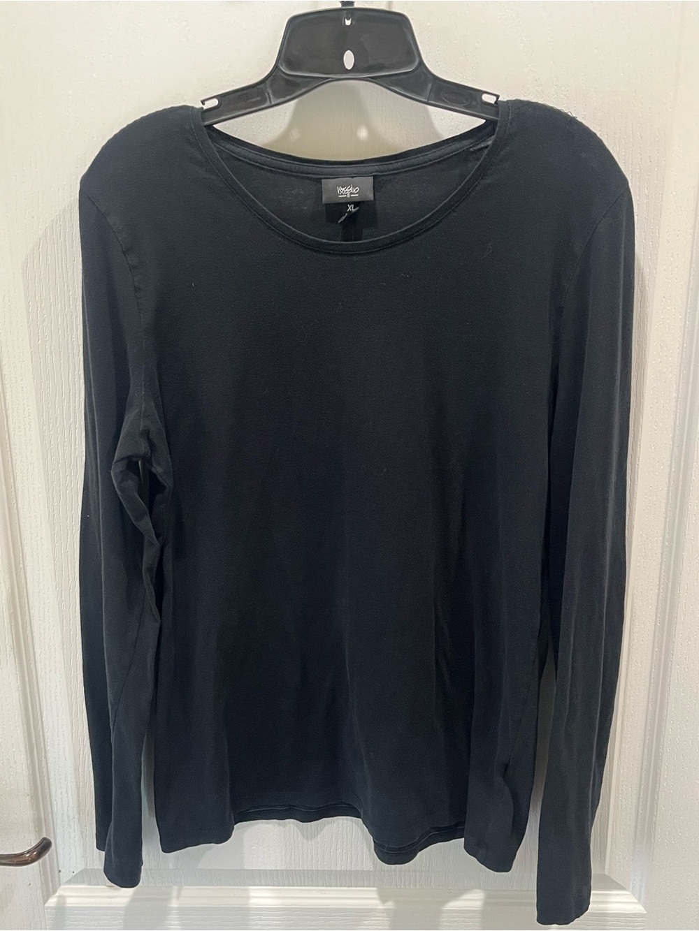 Women’s Long Sleeve Black Crewneck Shirt Mossimo XL